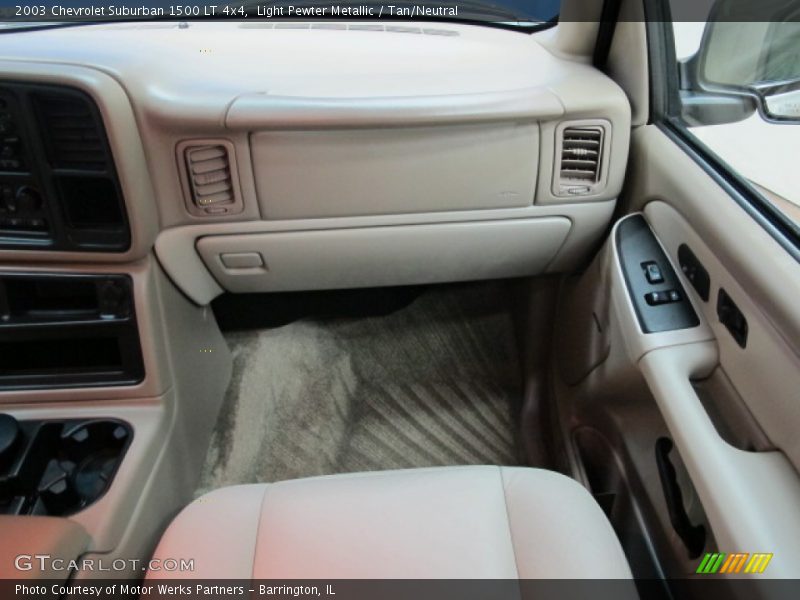 Light Pewter Metallic / Tan/Neutral 2003 Chevrolet Suburban 1500 LT 4x4