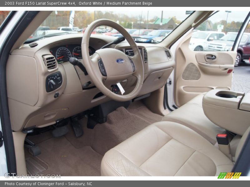 Oxford White / Medium Parchment Beige 2003 Ford F150 Lariat SuperCrew 4x4