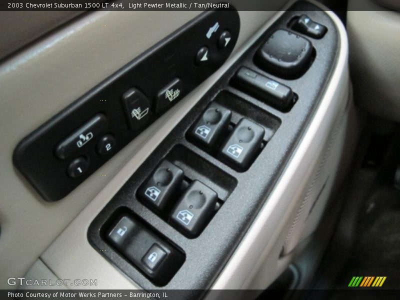 Light Pewter Metallic / Tan/Neutral 2003 Chevrolet Suburban 1500 LT 4x4