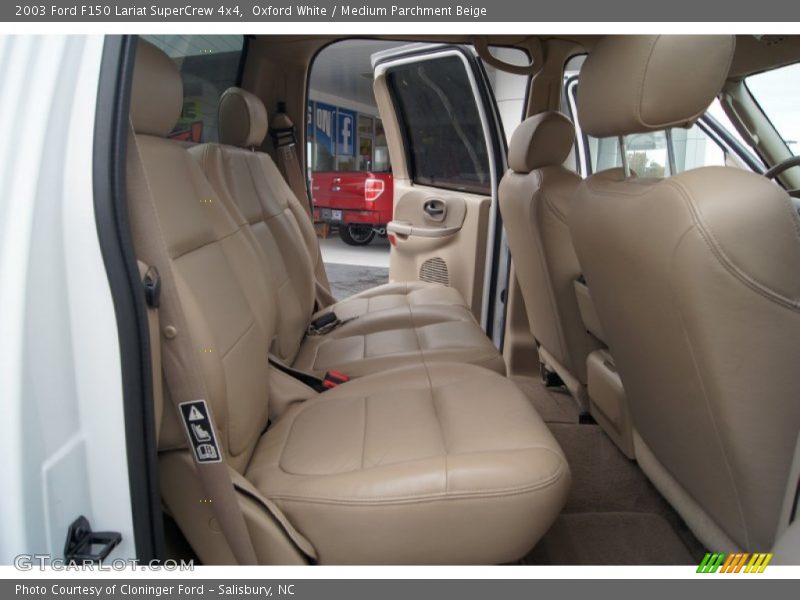 Oxford White / Medium Parchment Beige 2003 Ford F150 Lariat SuperCrew 4x4
