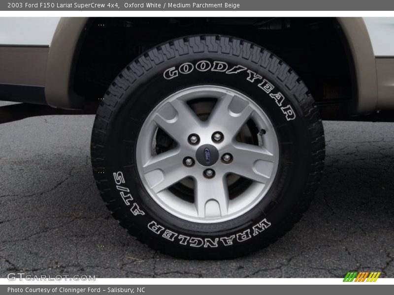 Oxford White / Medium Parchment Beige 2003 Ford F150 Lariat SuperCrew 4x4