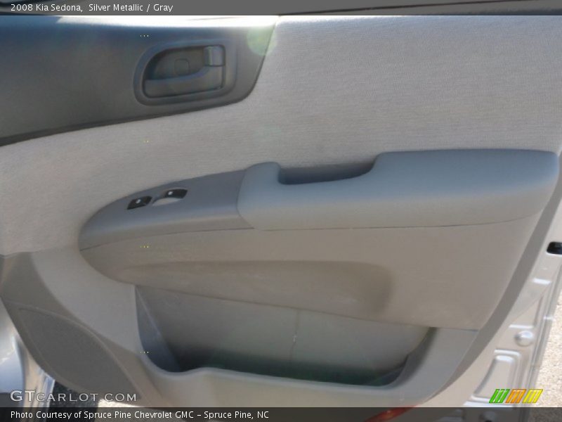 Silver Metallic / Gray 2008 Kia Sedona