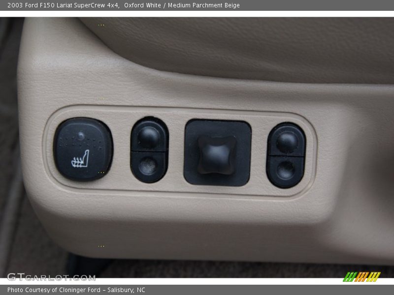 Oxford White / Medium Parchment Beige 2003 Ford F150 Lariat SuperCrew 4x4