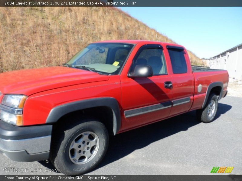 Victory Red / Tan 2004 Chevrolet Silverado 1500 Z71 Extended Cab 4x4