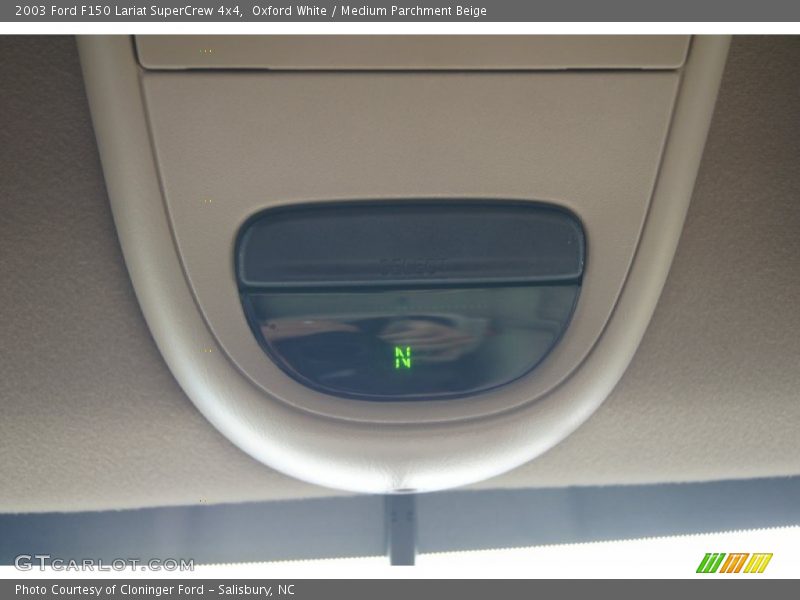 Oxford White / Medium Parchment Beige 2003 Ford F150 Lariat SuperCrew 4x4