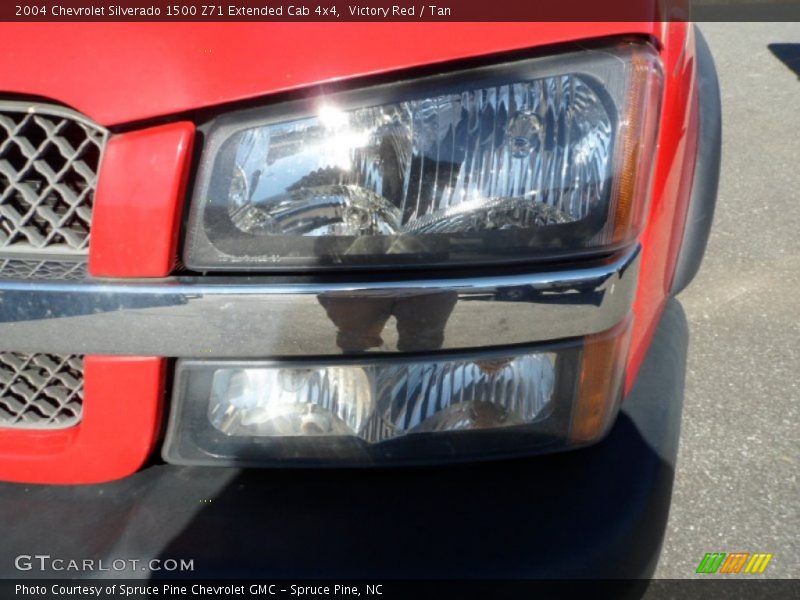 Victory Red / Tan 2004 Chevrolet Silverado 1500 Z71 Extended Cab 4x4