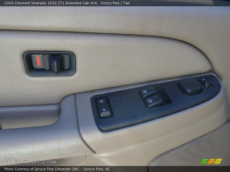 Victory Red / Tan 2004 Chevrolet Silverado 1500 Z71 Extended Cab 4x4
