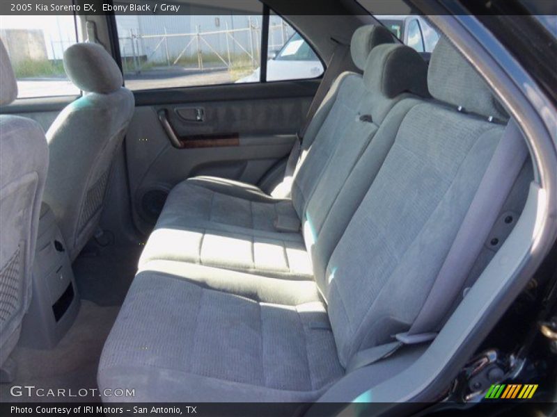 Ebony Black / Gray 2005 Kia Sorento EX