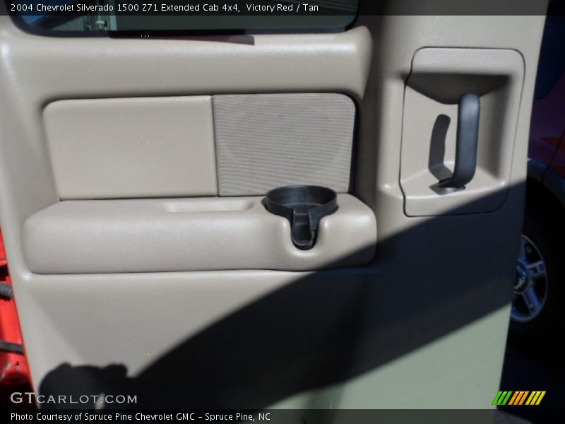 Victory Red / Tan 2004 Chevrolet Silverado 1500 Z71 Extended Cab 4x4