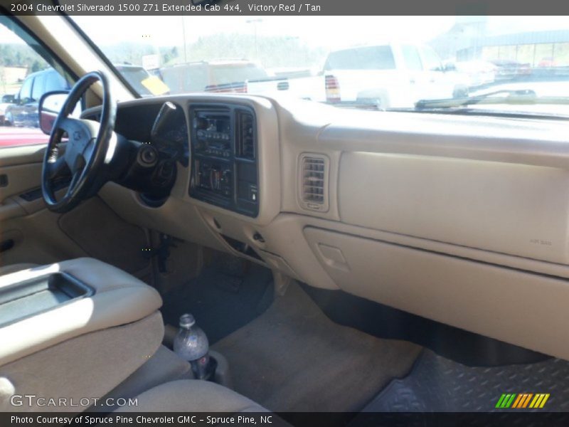 Victory Red / Tan 2004 Chevrolet Silverado 1500 Z71 Extended Cab 4x4