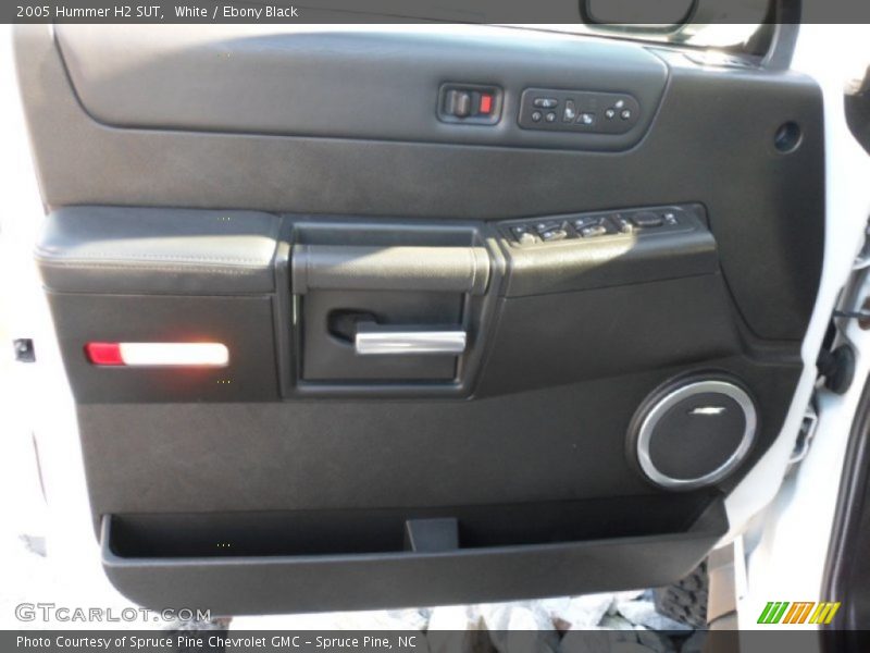 White / Ebony Black 2005 Hummer H2 SUT