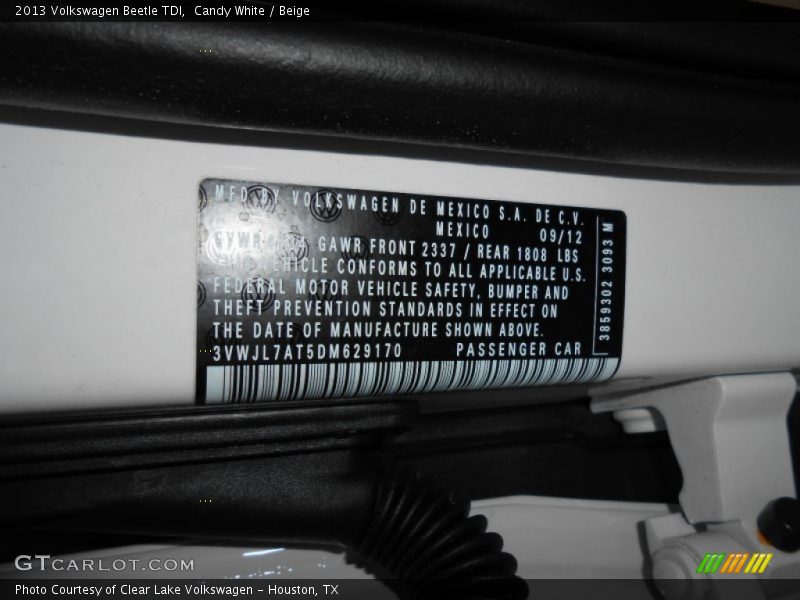 Candy White / Beige 2013 Volkswagen Beetle TDI