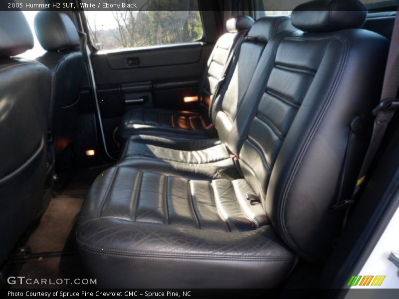 White / Ebony Black 2005 Hummer H2 SUT
