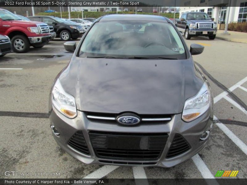 Sterling Grey Metallic / Two-Tone Sport 2012 Ford Focus SE Sport 5-Door
