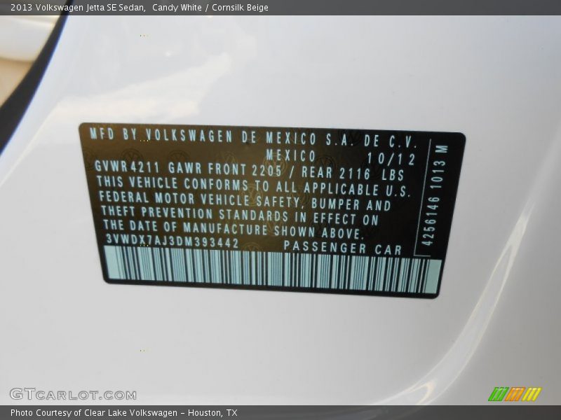 Candy White / Cornsilk Beige 2013 Volkswagen Jetta SE Sedan