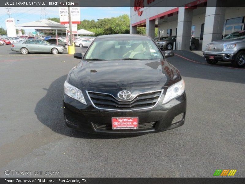 Black / Bisque 2011 Toyota Camry LE