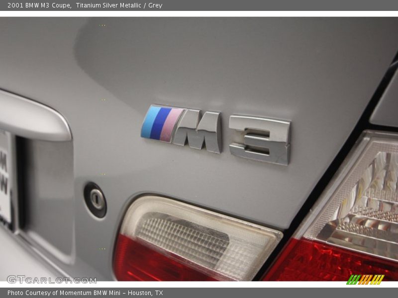  2001 M3 Coupe Logo