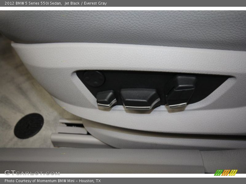 Jet Black / Everest Gray 2012 BMW 5 Series 550i Sedan