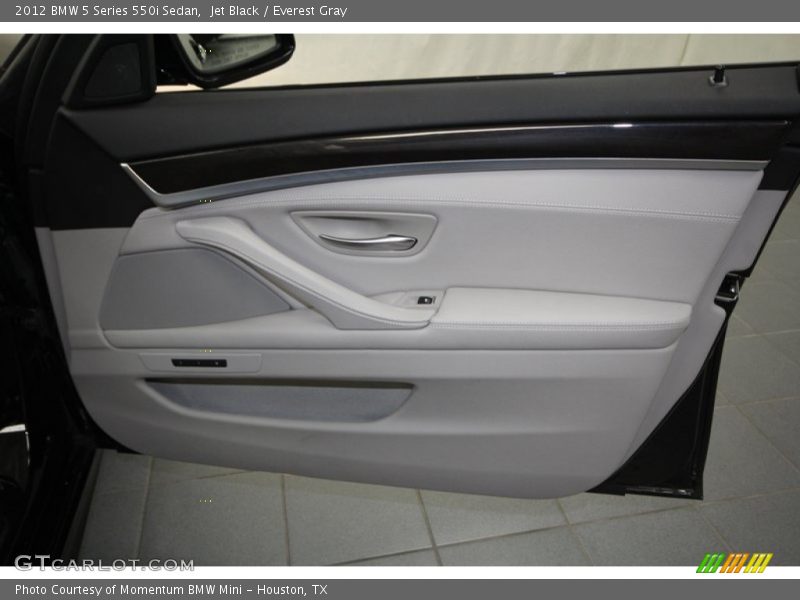Jet Black / Everest Gray 2012 BMW 5 Series 550i Sedan