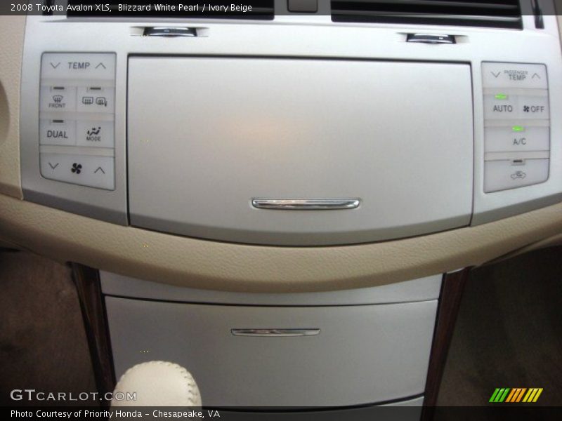 Blizzard White Pearl / Ivory Beige 2008 Toyota Avalon XLS