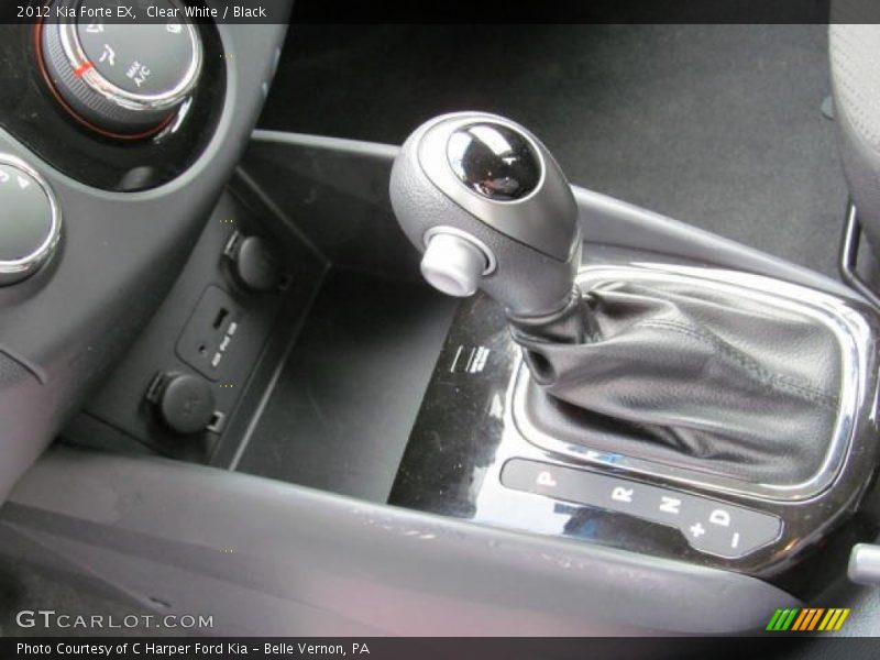 Clear White / Black 2012 Kia Forte EX