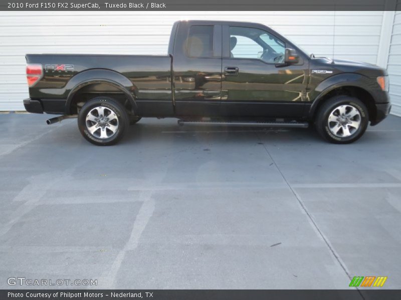 Tuxedo Black / Black 2010 Ford F150 FX2 SuperCab