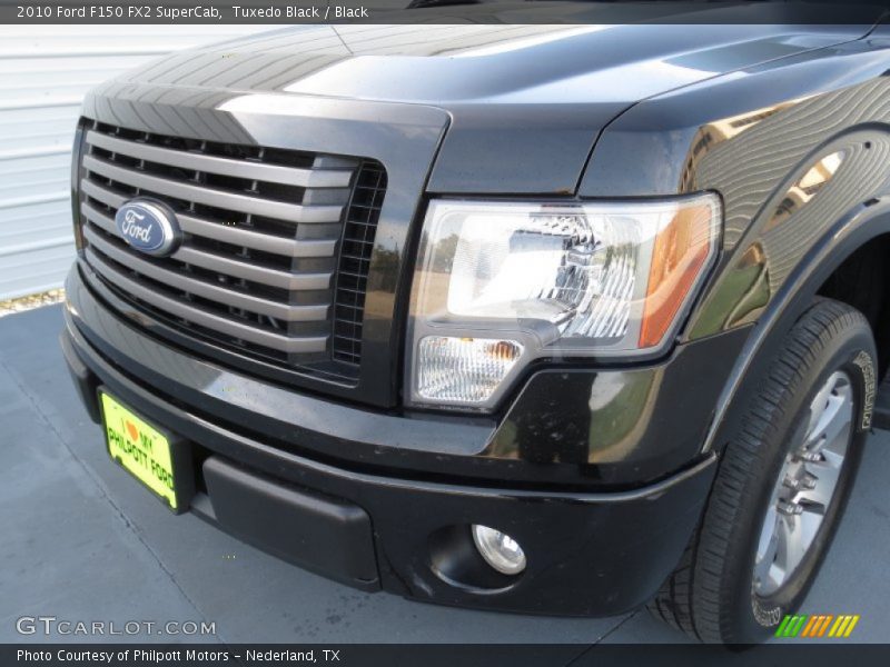 Tuxedo Black / Black 2010 Ford F150 FX2 SuperCab