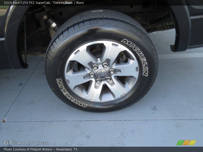 Tuxedo Black / Black 2010 Ford F150 FX2 SuperCab