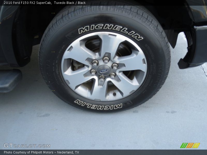 Tuxedo Black / Black 2010 Ford F150 FX2 SuperCab