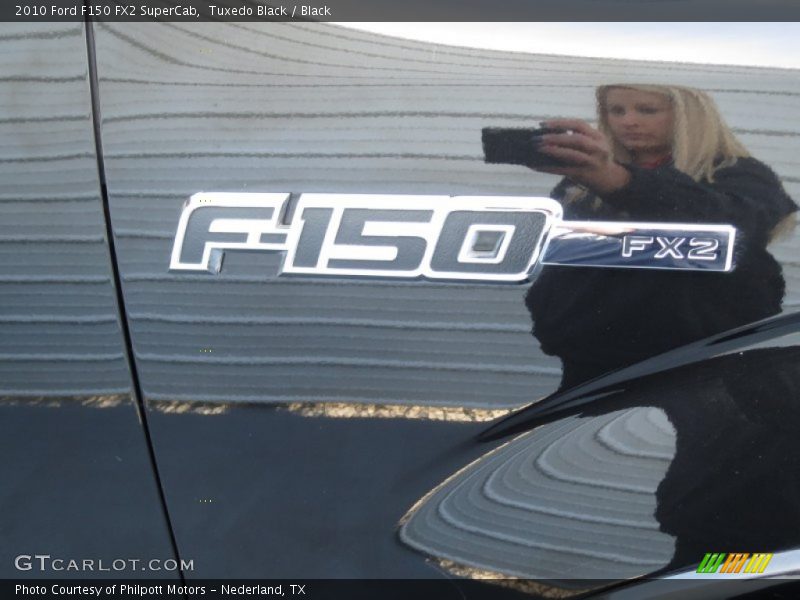 Tuxedo Black / Black 2010 Ford F150 FX2 SuperCab