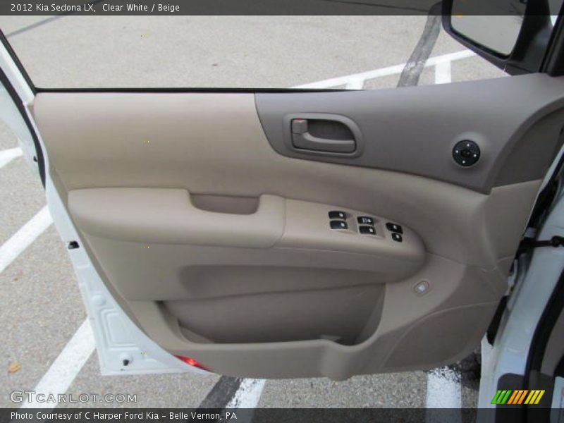 Clear White / Beige 2012 Kia Sedona LX