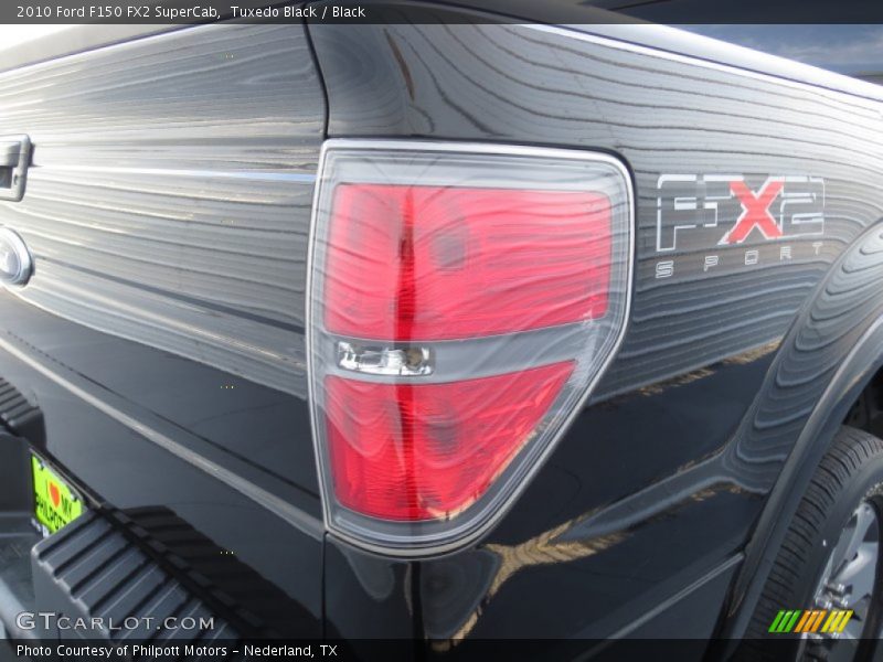 Tuxedo Black / Black 2010 Ford F150 FX2 SuperCab