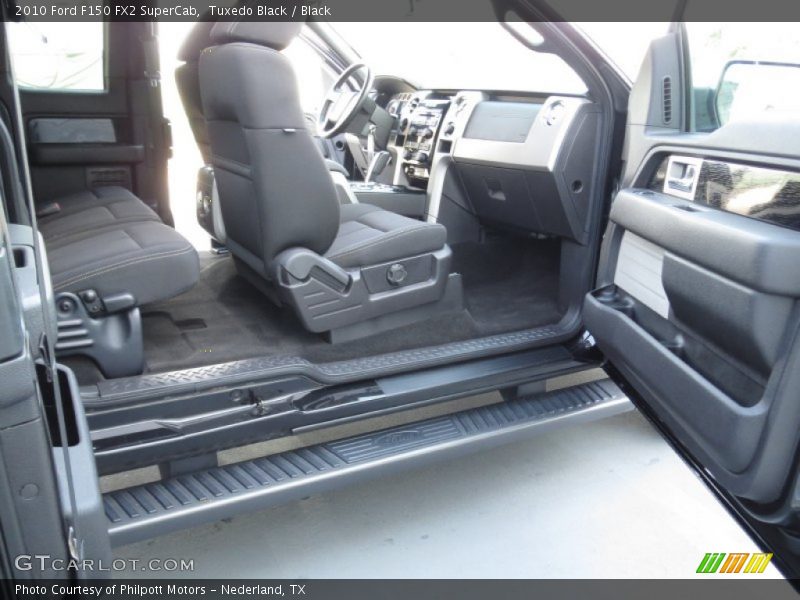 Tuxedo Black / Black 2010 Ford F150 FX2 SuperCab