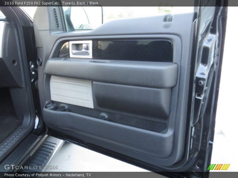 Tuxedo Black / Black 2010 Ford F150 FX2 SuperCab