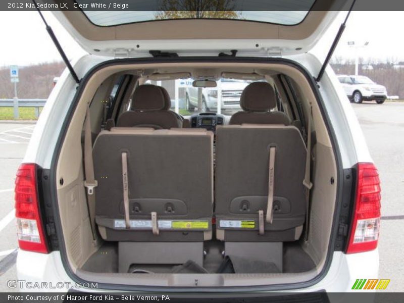 Clear White / Beige 2012 Kia Sedona LX