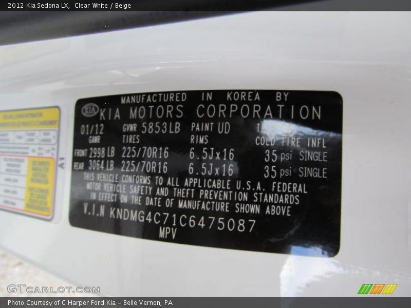 Clear White / Beige 2012 Kia Sedona LX