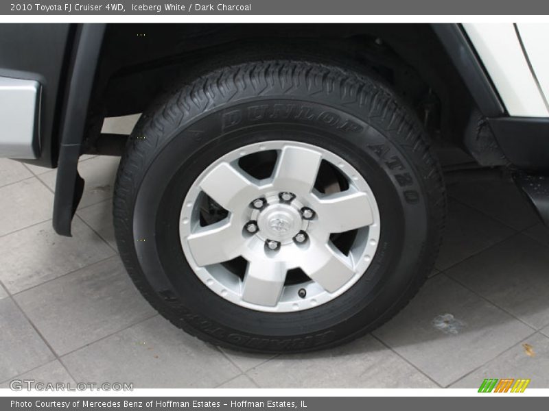 Iceberg White / Dark Charcoal 2010 Toyota FJ Cruiser 4WD