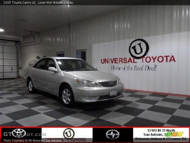Lunar Mist Metallic / Gray 2005 Toyota Camry LE