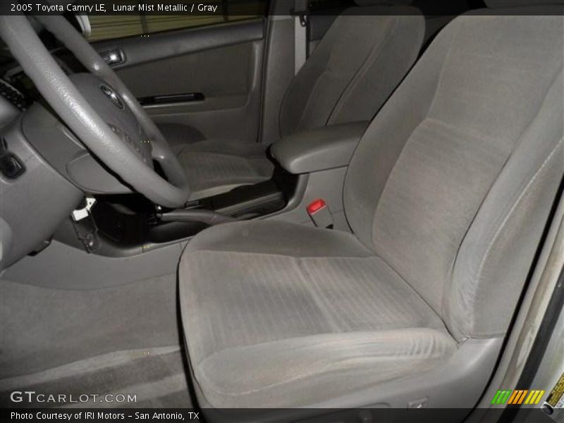 Lunar Mist Metallic / Gray 2005 Toyota Camry LE