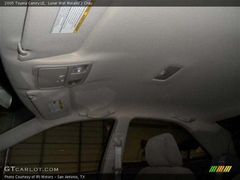 Lunar Mist Metallic / Gray 2005 Toyota Camry LE