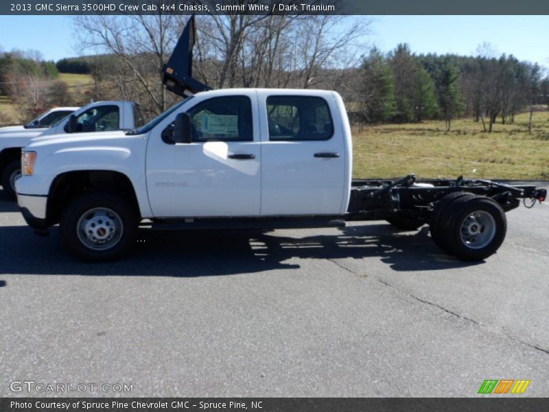 Summit White / Dark Titanium 2013 GMC Sierra 3500HD Crew Cab 4x4 Chassis