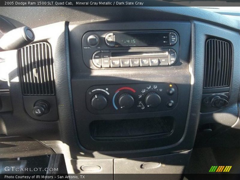 Mineral Gray Metallic / Dark Slate Gray 2005 Dodge Ram 1500 SLT Quad Cab