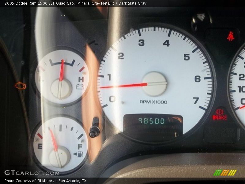 Mineral Gray Metallic / Dark Slate Gray 2005 Dodge Ram 1500 SLT Quad Cab