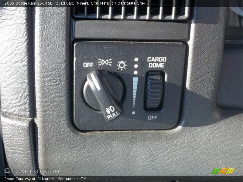 Mineral Gray Metallic / Dark Slate Gray 2005 Dodge Ram 1500 SLT Quad Cab