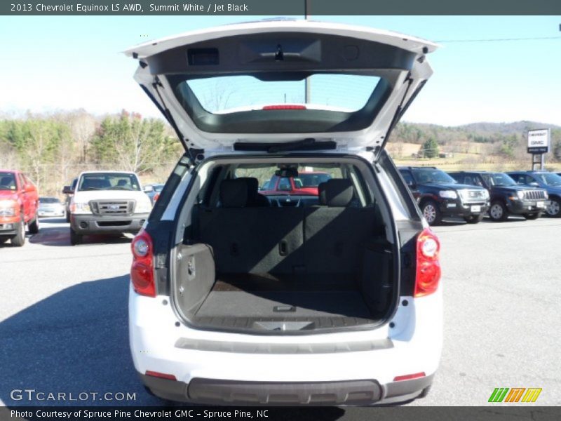 Summit White / Jet Black 2013 Chevrolet Equinox LS AWD