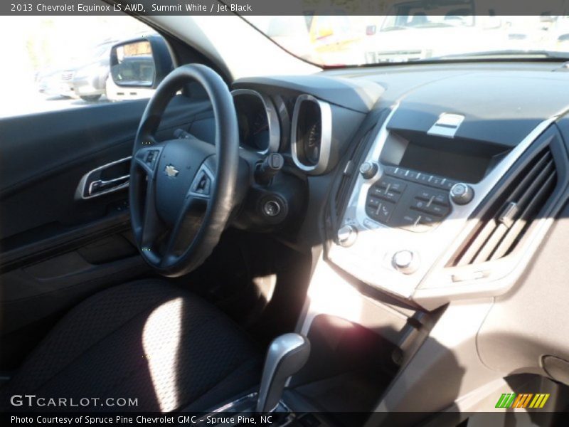Summit White / Jet Black 2013 Chevrolet Equinox LS AWD