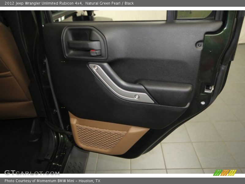 Natural Green Pearl / Black 2012 Jeep Wrangler Unlimited Rubicon 4x4