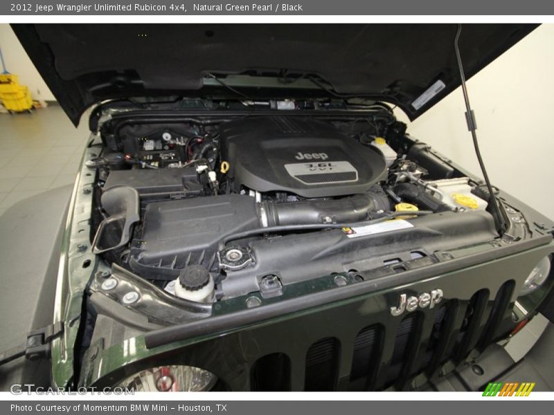 Natural Green Pearl / Black 2012 Jeep Wrangler Unlimited Rubicon 4x4