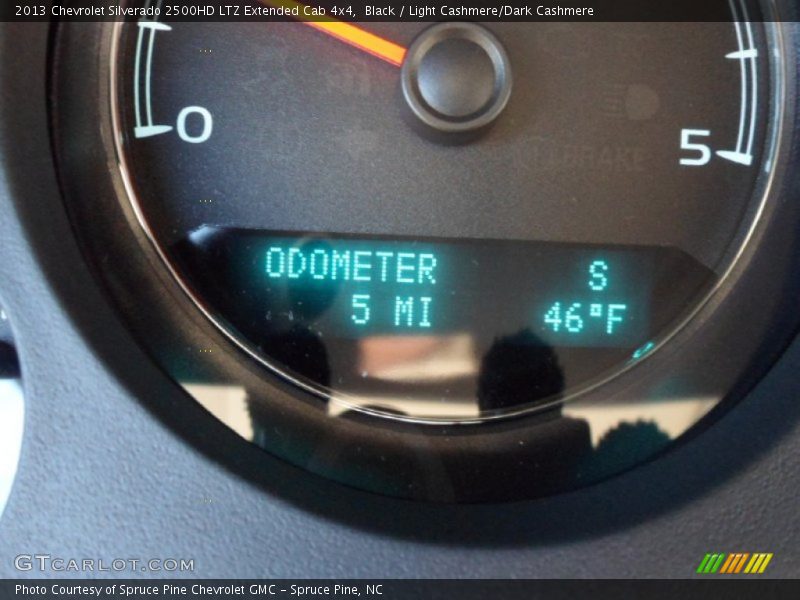 Black / Light Cashmere/Dark Cashmere 2013 Chevrolet Silverado 2500HD LTZ Extended Cab 4x4