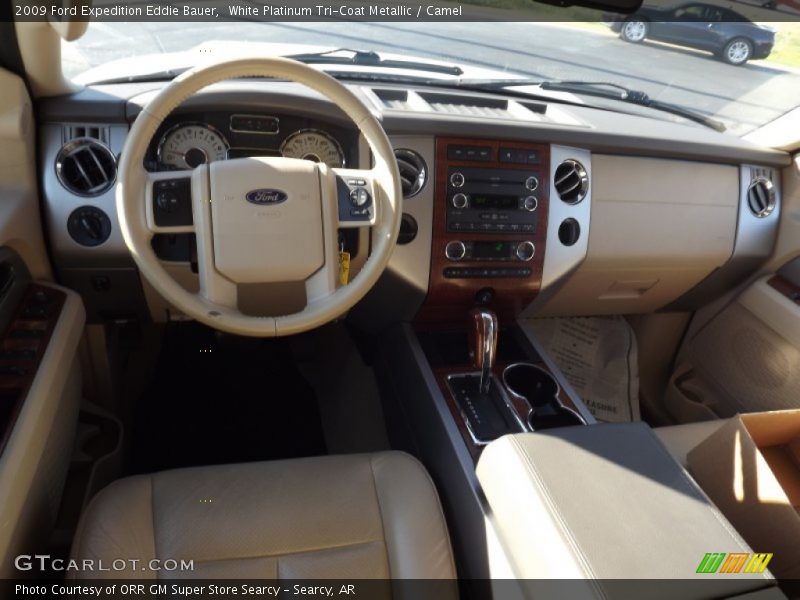 White Platinum Tri-Coat Metallic / Camel 2009 Ford Expedition Eddie Bauer